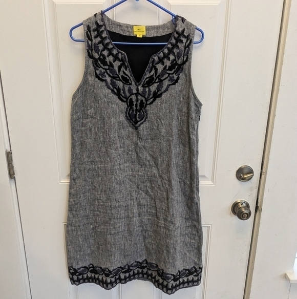 Roberta Roller Rabbit Linen Embroidered Dress - Picture 2 of 6